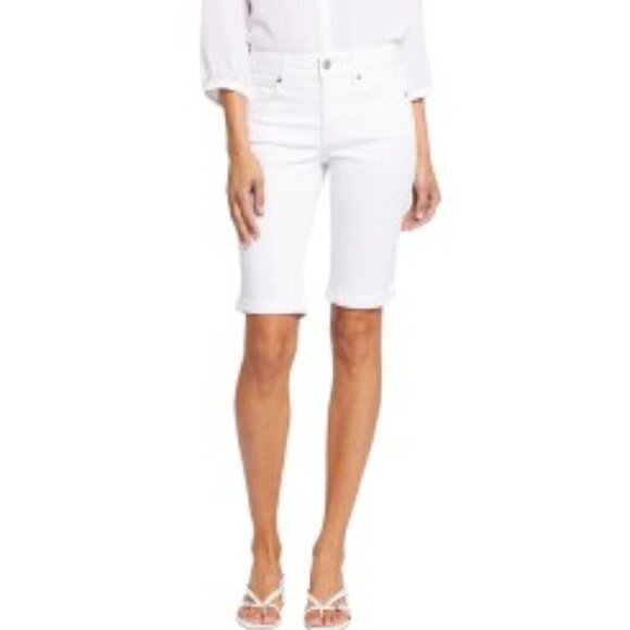NWT NYDJ Briella Roll Cuff Short in Optic White 14P - Picture 1 of 6